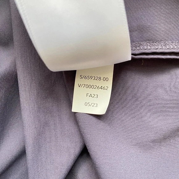 NWOT Athleta Women's Small Long Sleeve Relaxed Poplin Button Down Top Purple - Picture 16 of 16